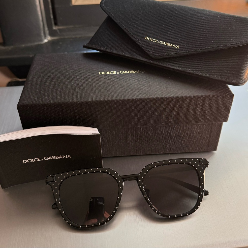 Dolce & Gabbana NWOT Polka Dot Timeless Sunglasses!